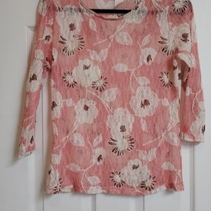 NOUVIDA beautiful sheer floral top size Large